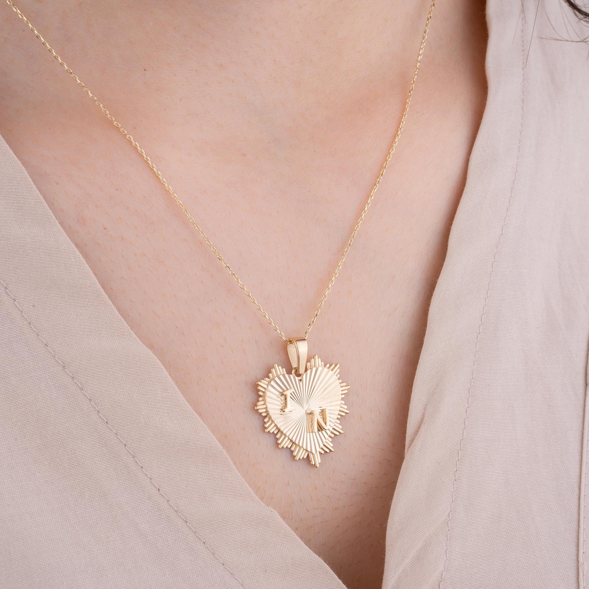 14K Gold Fluted Heart Initial Necklace – Serenade