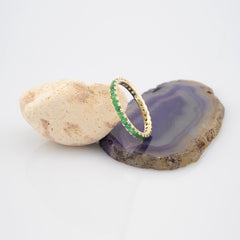 14K Gold Emerald Full Eternity Band – Esmera