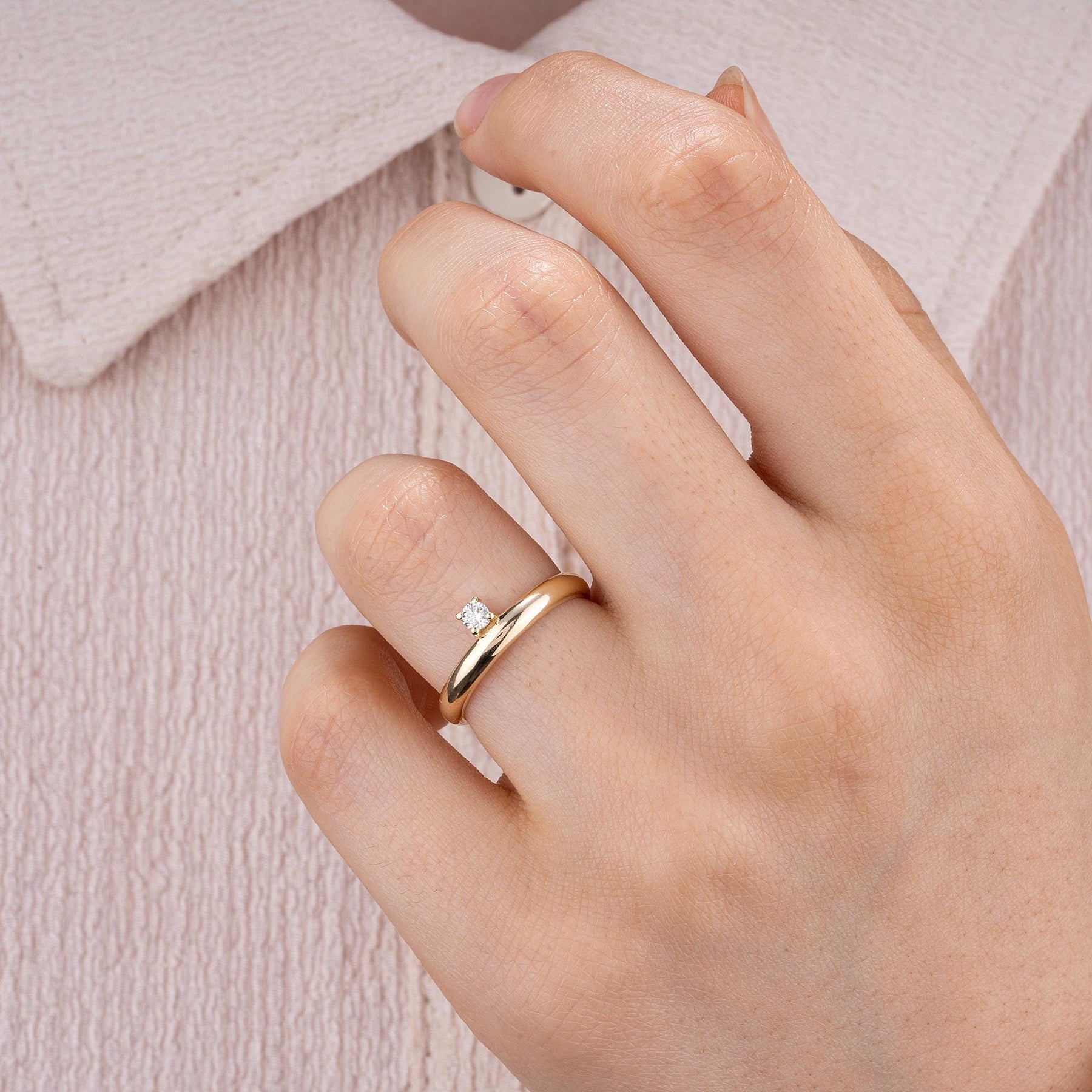 14 Ayar Altın Tektaş Pırlanta Yüzük – Aureva 