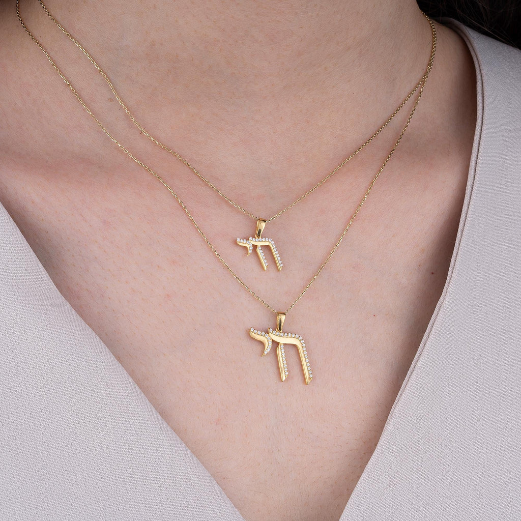 14K Gold Outline Diamond Chai Necklace – Luma