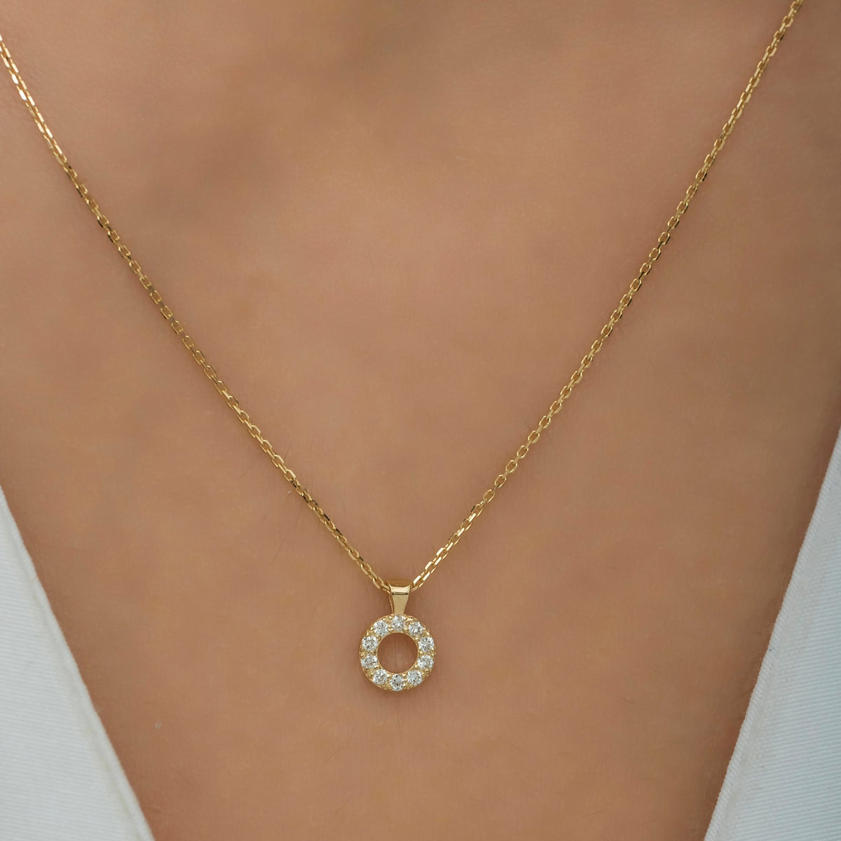 14K Gold Diamond Round Necklace