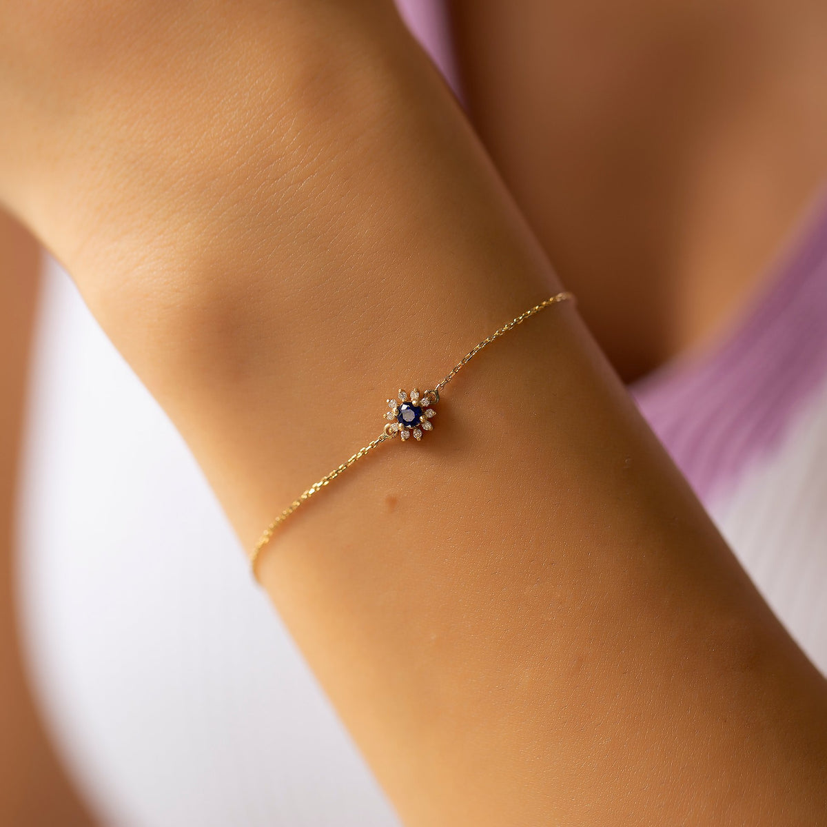 14K Gold Diamond Round Cut Sapphire Bracelet