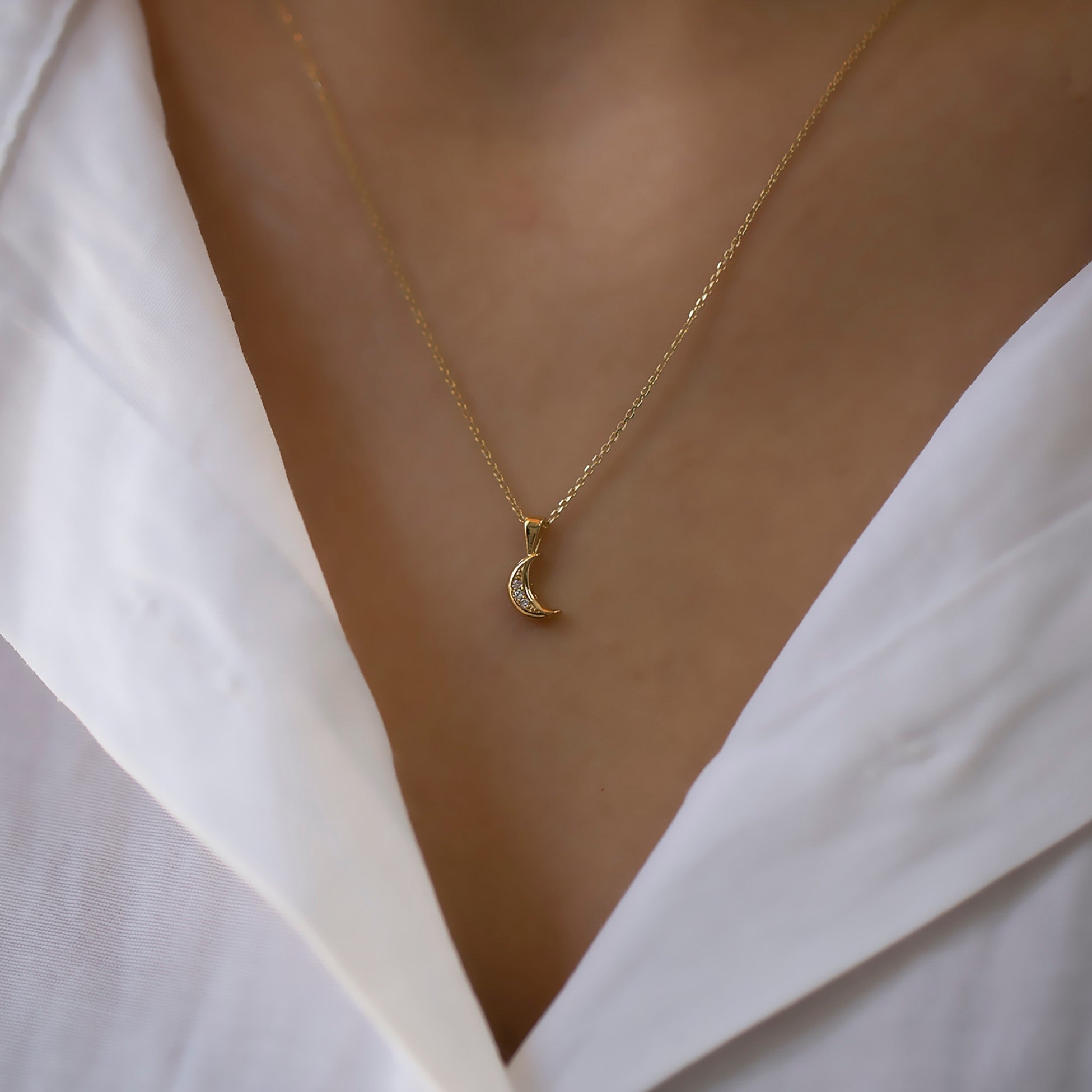 14K Gold Diamond Minimalist Crescent Moon Necklace