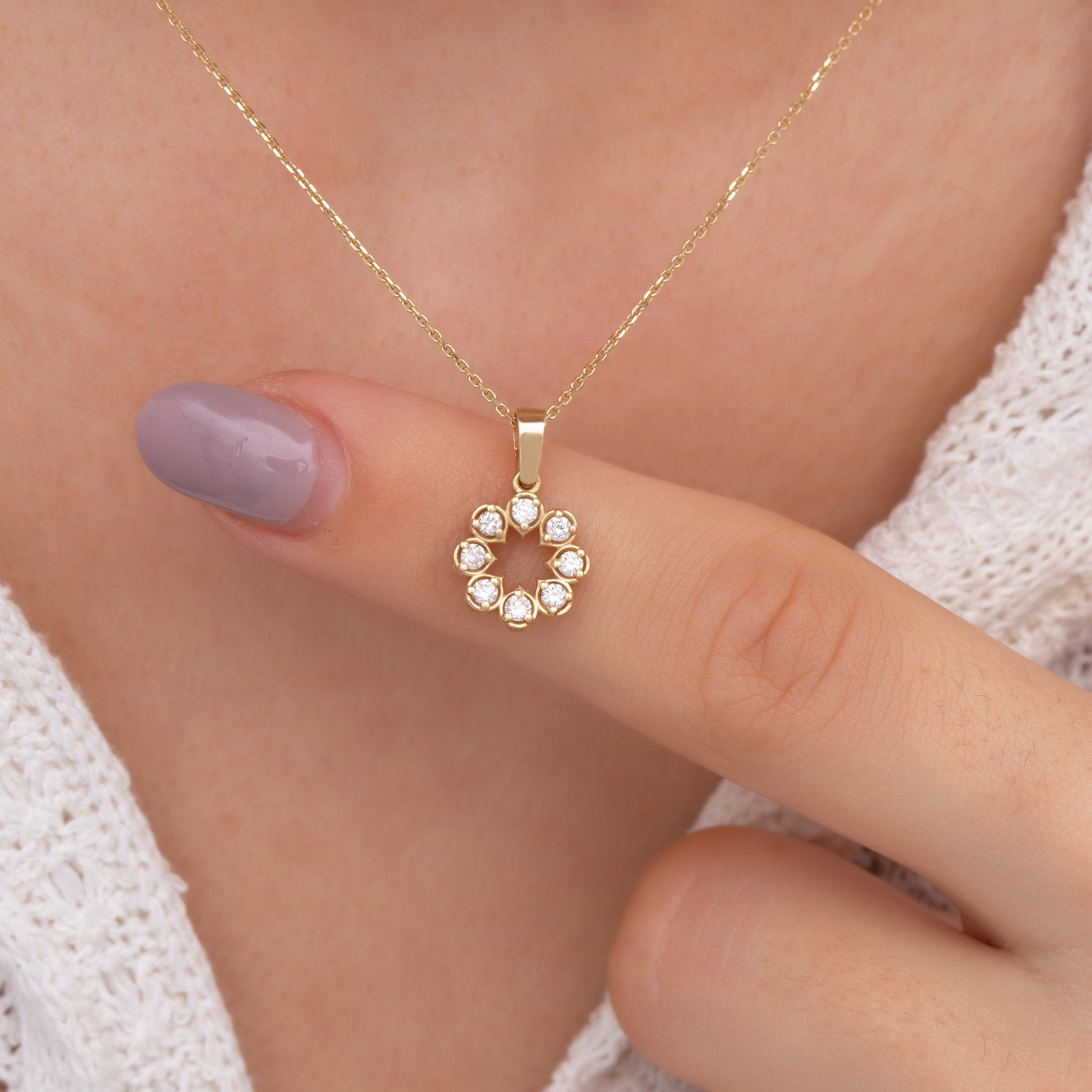 14K Gold Diamond Flower Necklace