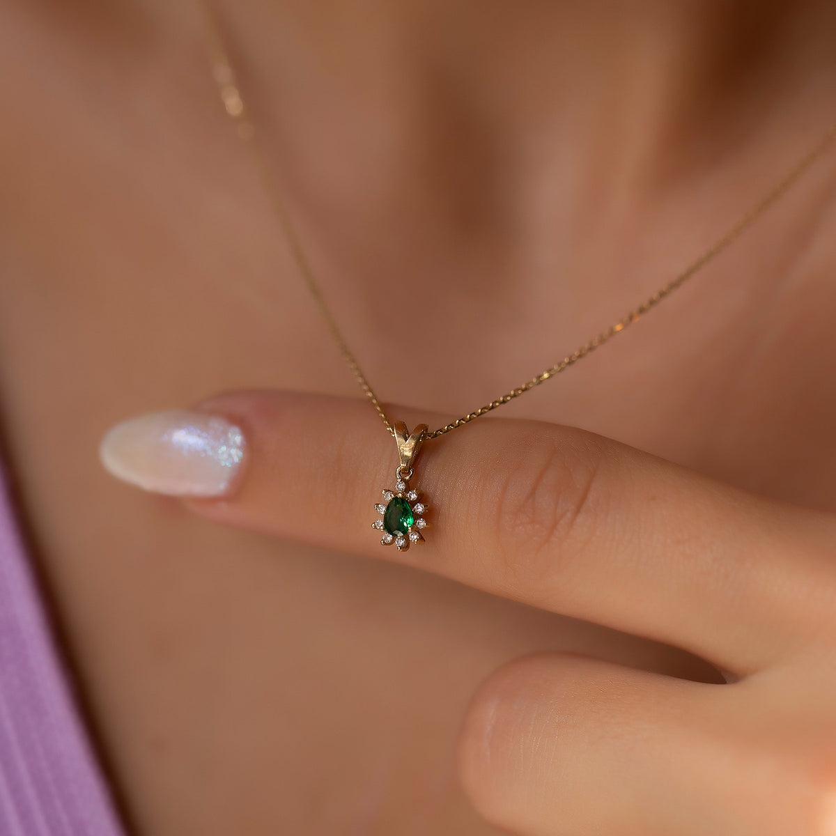 14K Gold Diamond Drop Cut Emerald Necklace