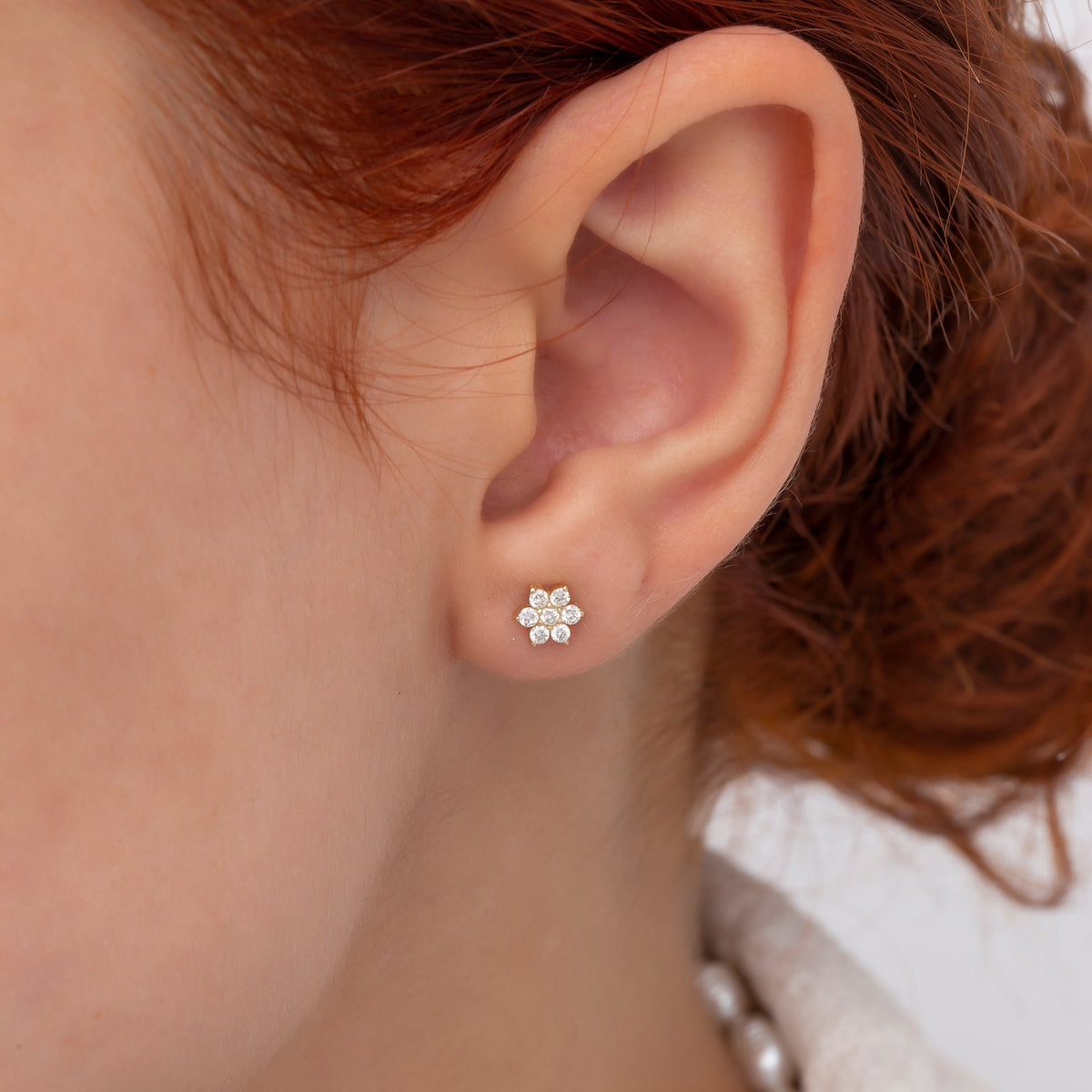 14K Gold Diamond Flower Studs Earrings