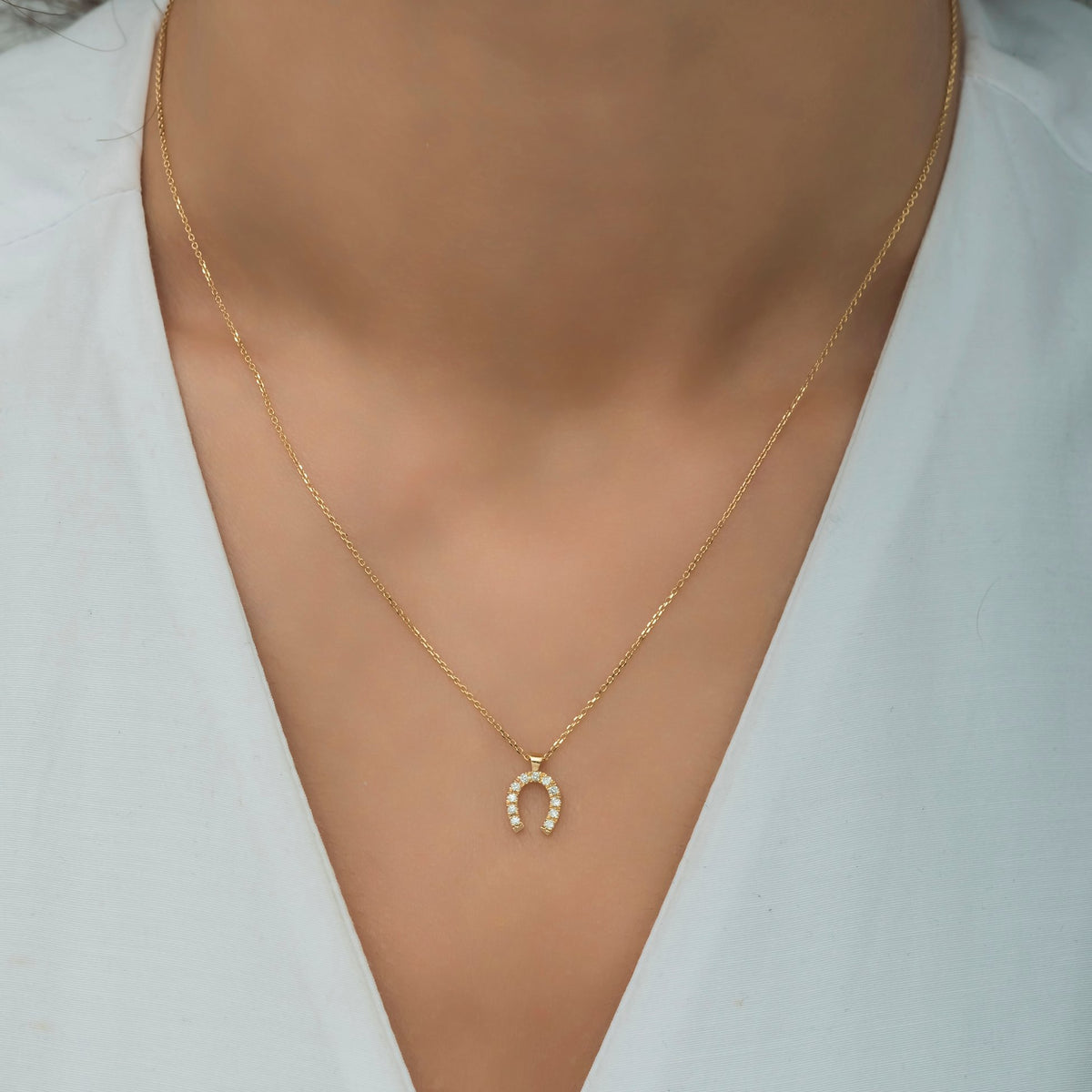 14K Gold Diamond Horseshoe Necklace