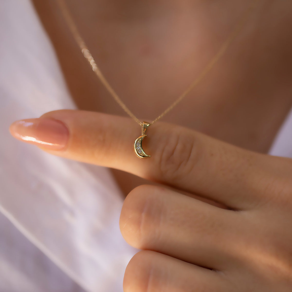 14K Gold Diamond Minimalist Crescent Moon Necklace