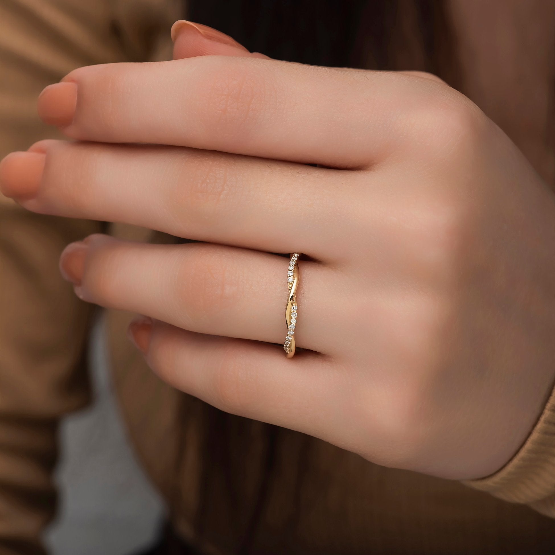 14K Gold Diamond Twist Ring