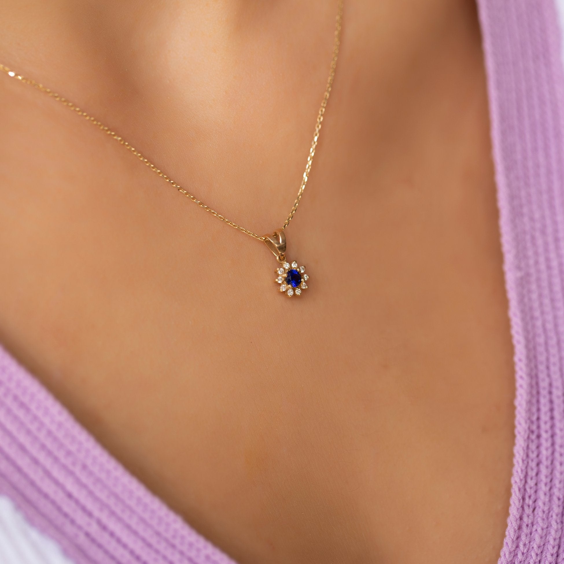 14K Gold Diamond Round Cut Sapphire Necklace