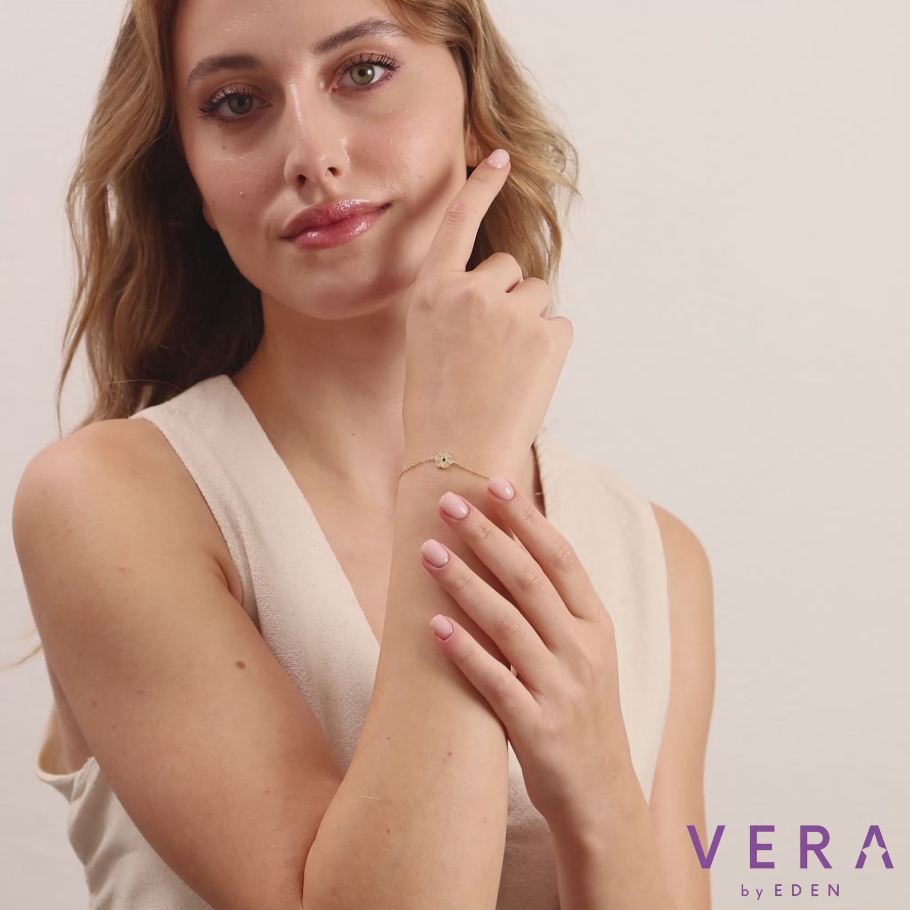 14K Gold Diamond Flower Chain Bracelet – Elina